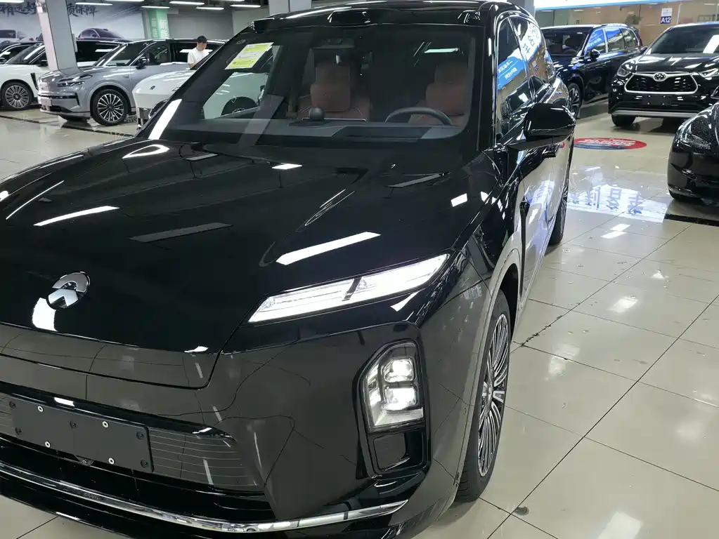 NIO ES8 2026 мест Executive Luxury