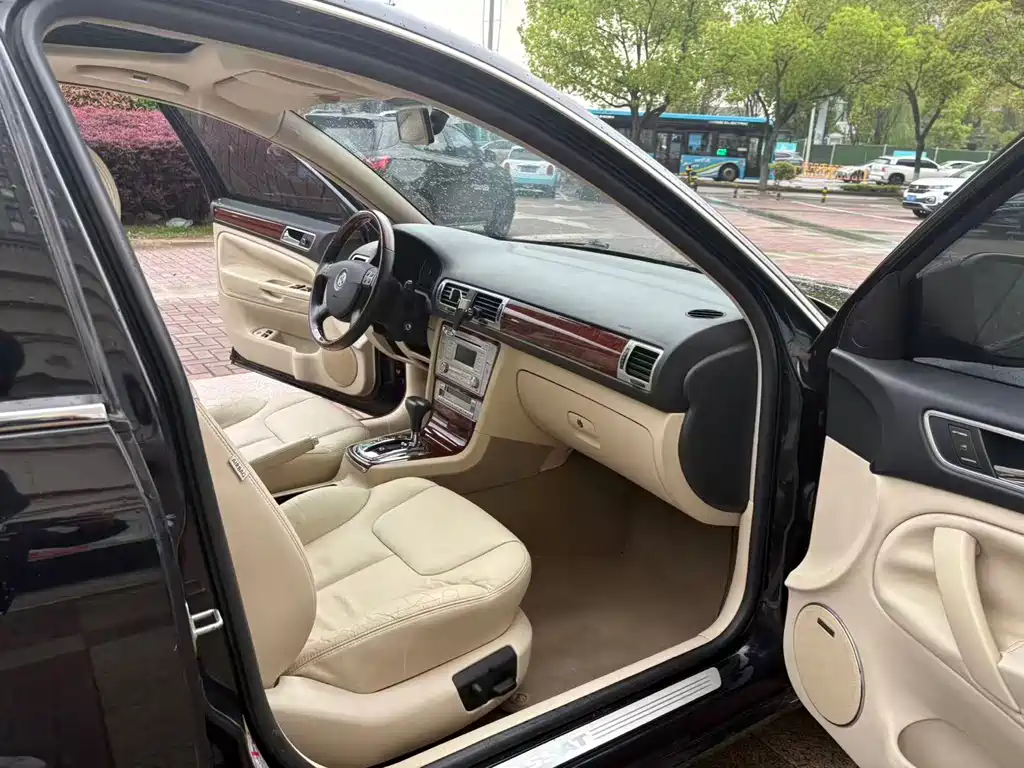 Volkswagen Passat Lingyu — миниатюра 10