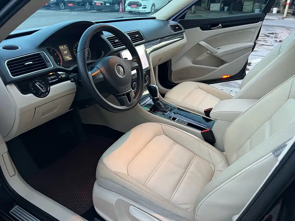 Volkswagen Passat — миниатюра 4