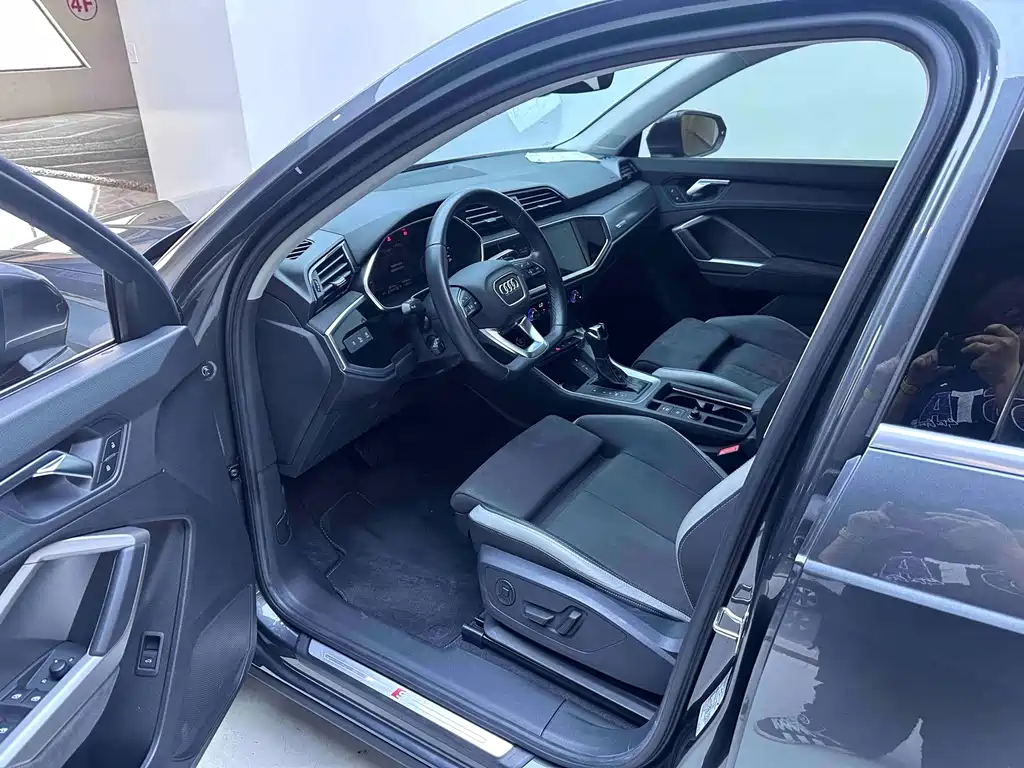 Audi Q3 — миниатюра 9