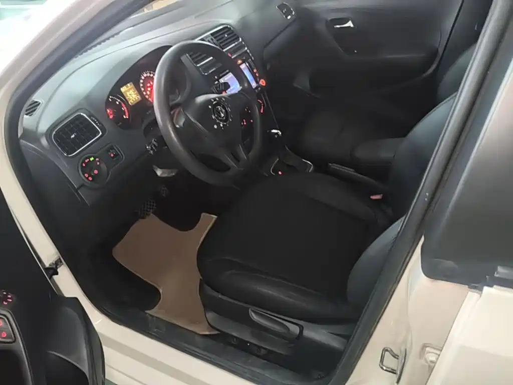Volkswagen Polo — миниатюра 15