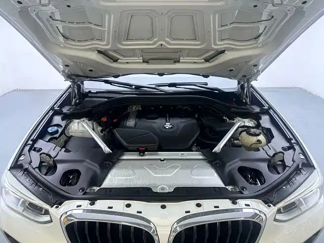 BMW X3 — миниатюра 12