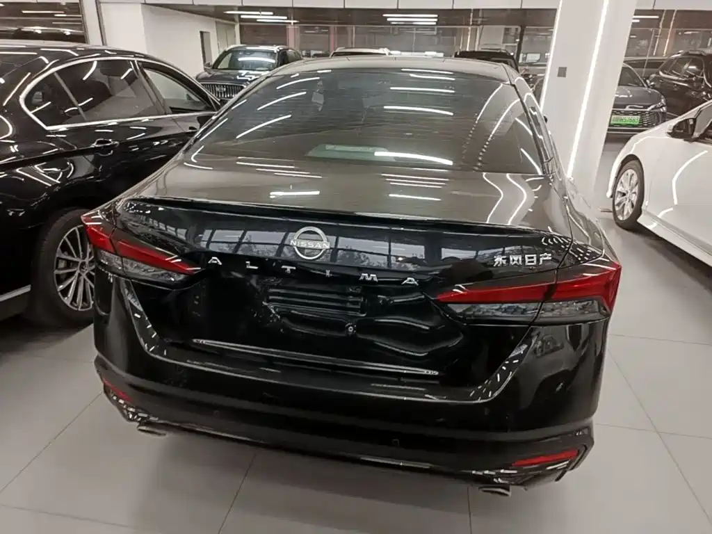 Nissan Teana — миниатюра 6