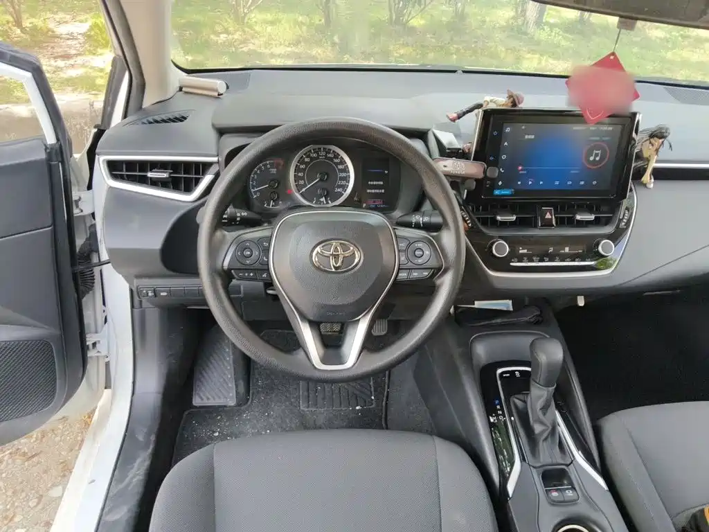Toyota Corolla — миниатюра 6