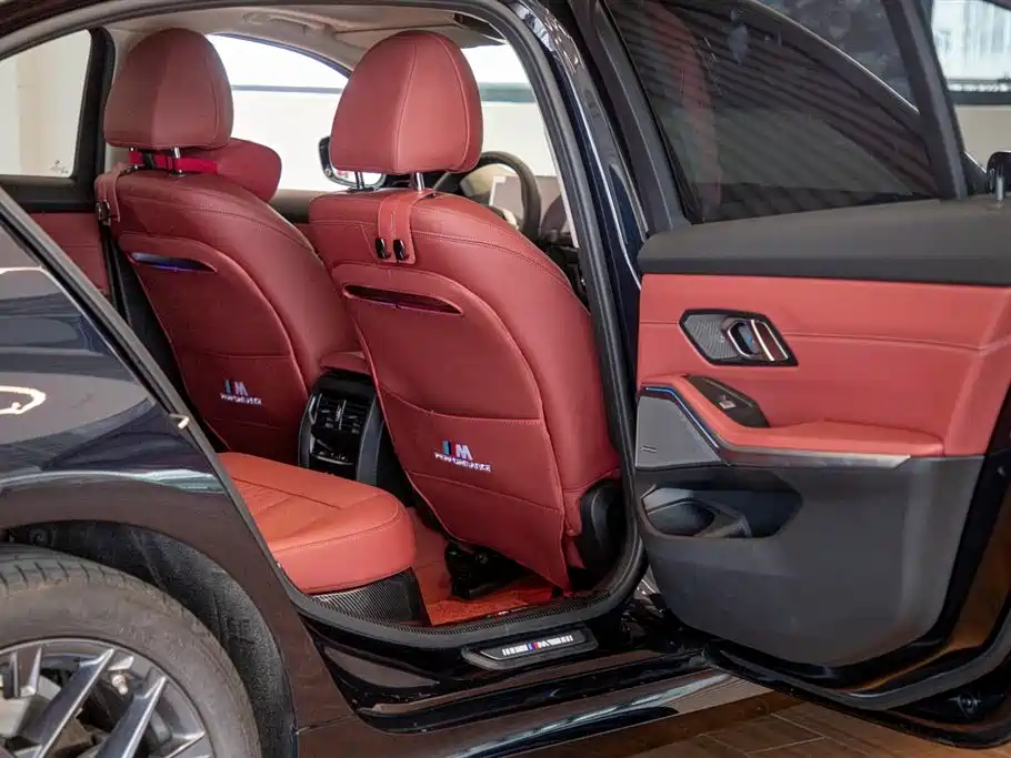 BMW 3 Series — миниатюра 17