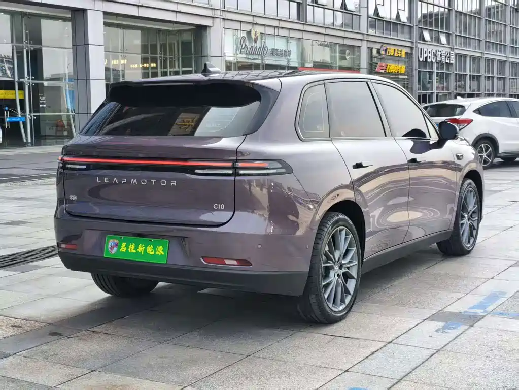 Leapmotor Leapmotor C10 — миниатюра 14