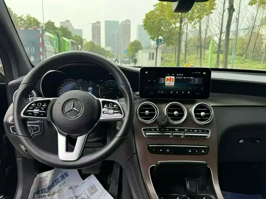 Mercedes-Benz GLC — миниатюра 7