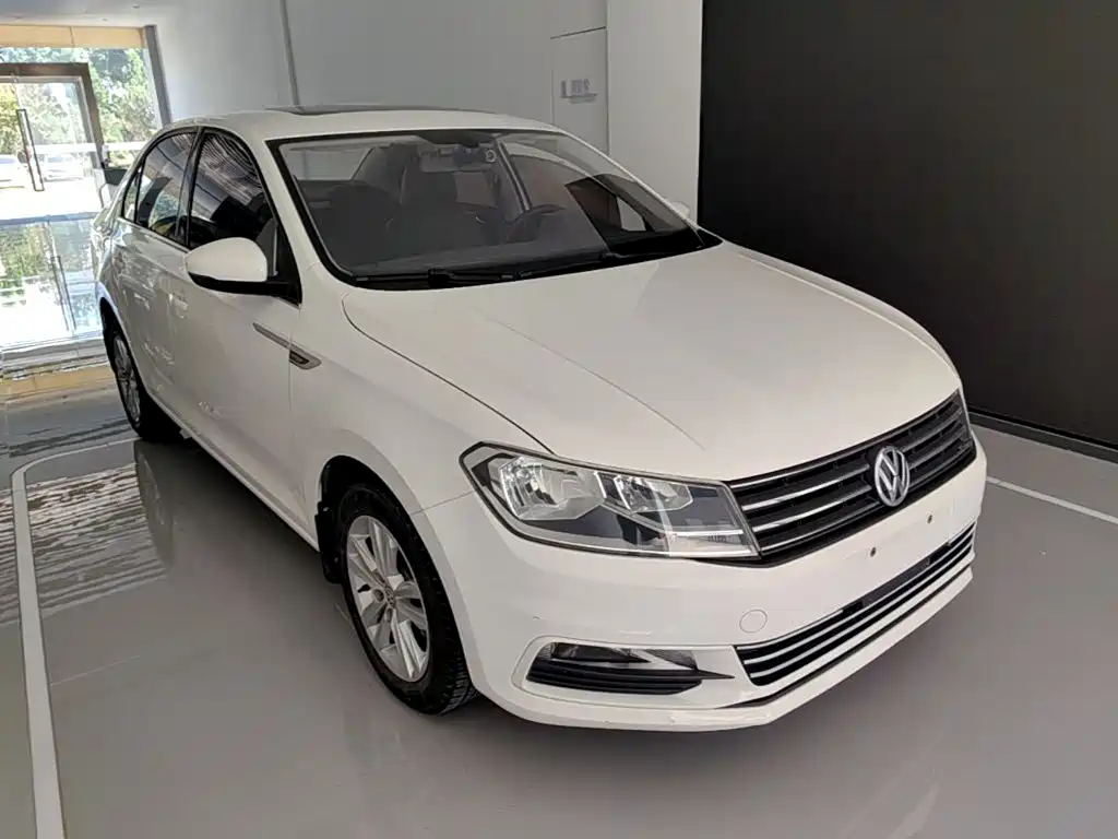 Volkswagen Santana — миниатюра 4