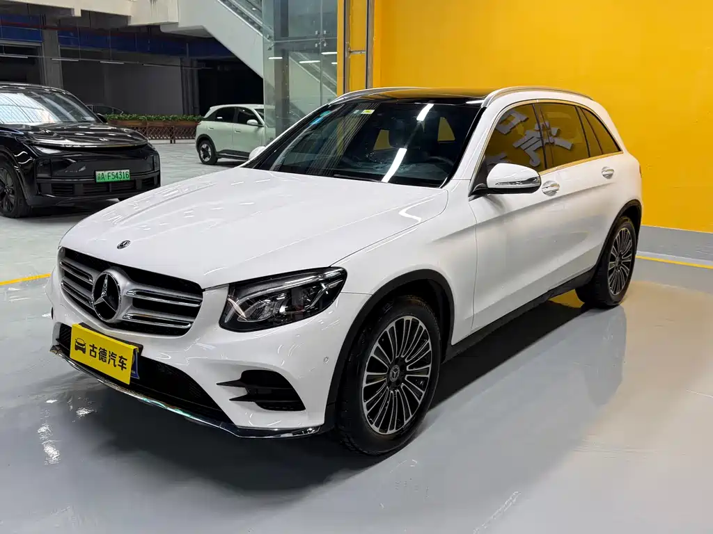 MERCEDES-BENZ GLC
