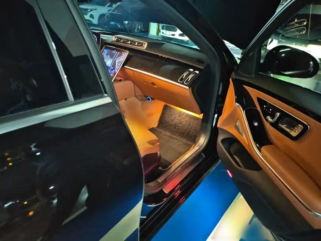 Mercedes-Benz S-Class — миниатюра 18
