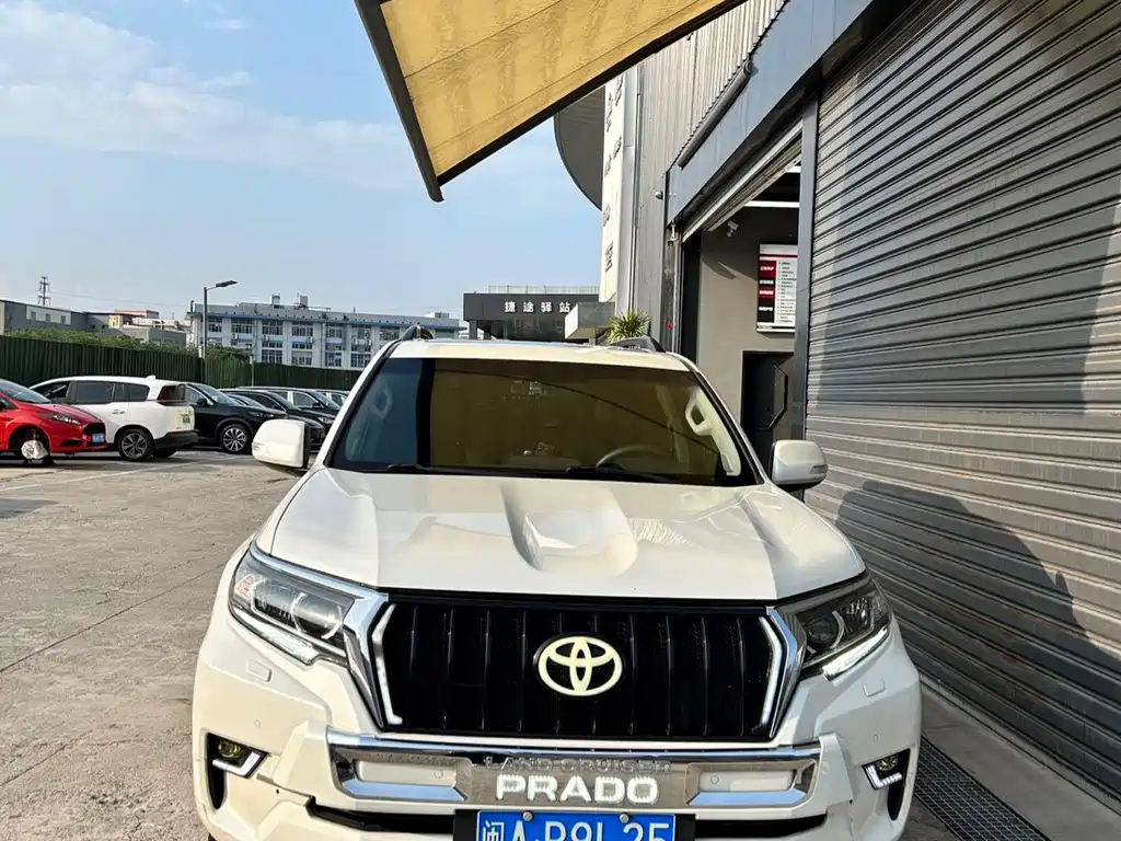 Toyota Prado — миниатюра 9