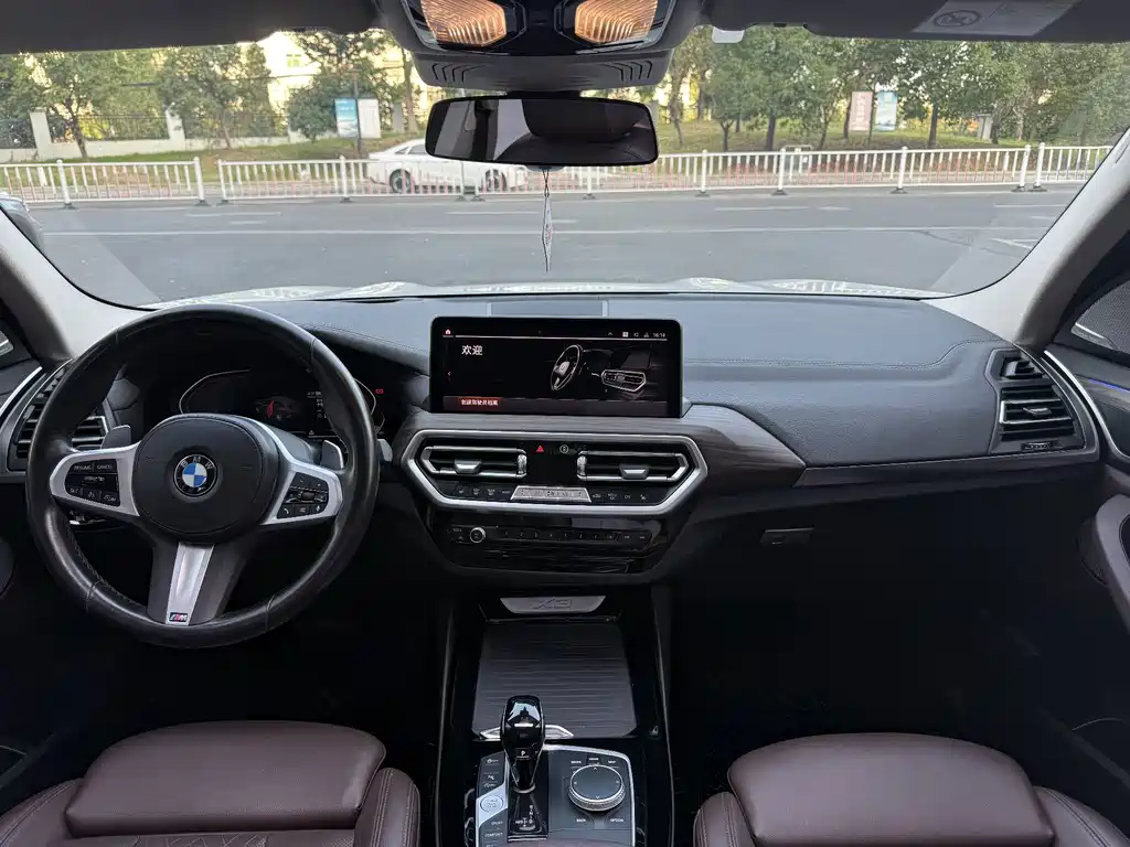 BMW X3 — миниатюра 10