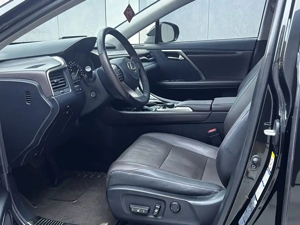 Lexus RX — миниатюра 4