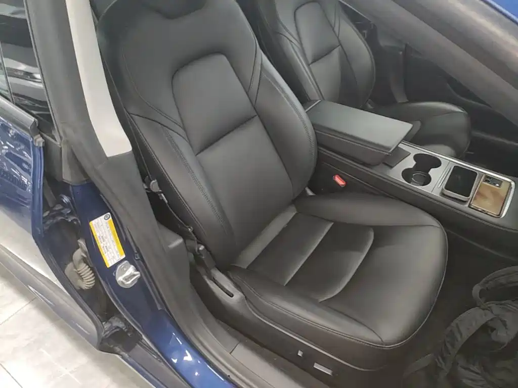 Tesla Model 3 — миниатюра 25