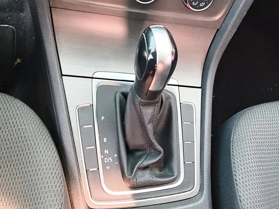 Volkswagen Golf — миниатюра 16