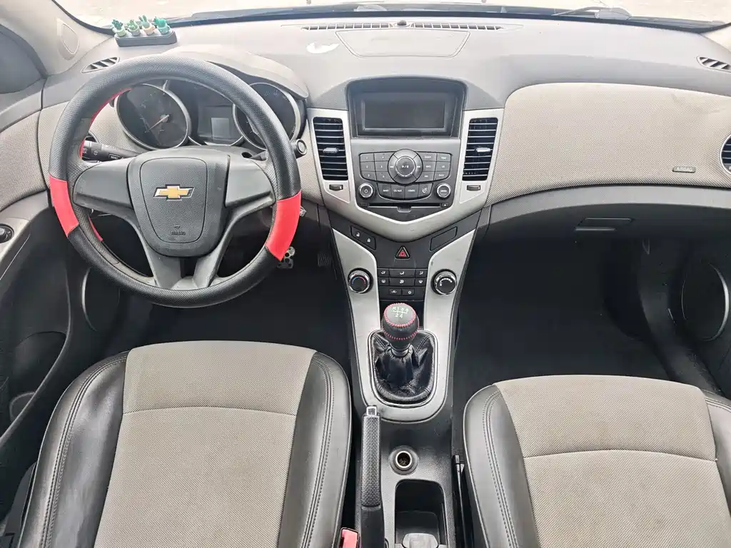 Chevrolet Cruze — миниатюра 11