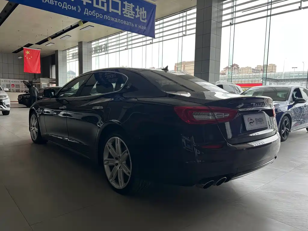 Maserati Quattroporte — миниатюра 7