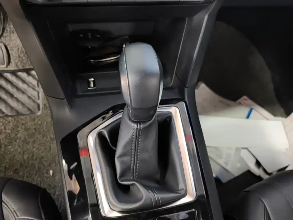 Peugeot 408 — миниатюра 14