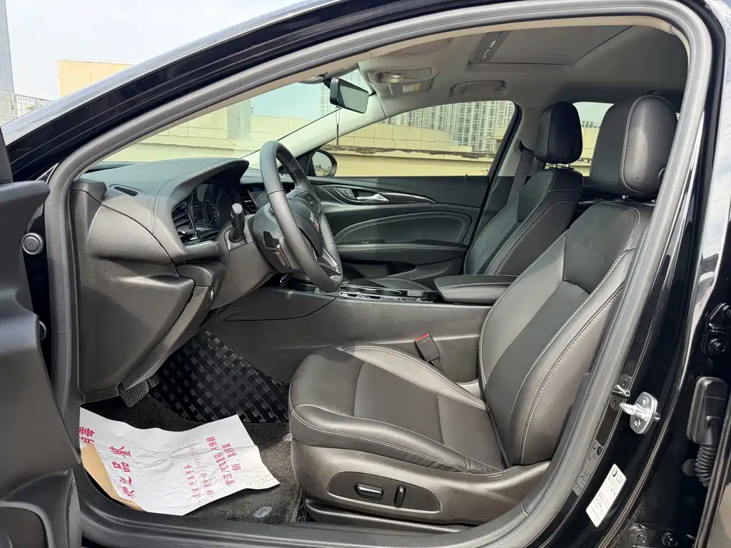 Buick Regal — миниатюра 7