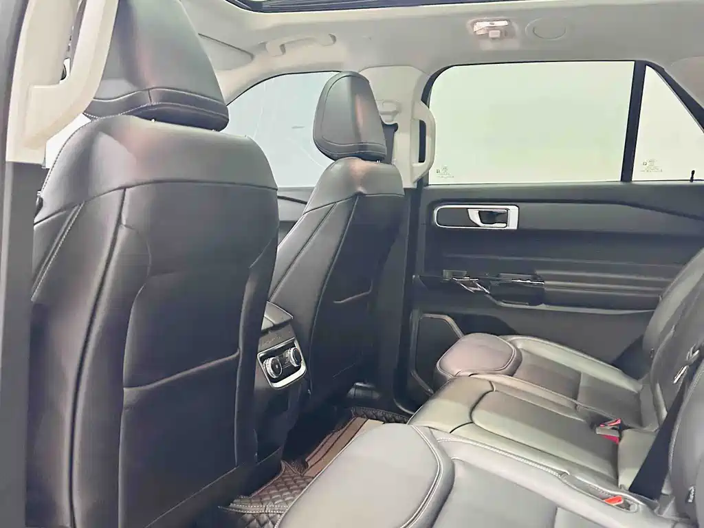 Ford Explorer 2.3T EcoBoost 4WD Cross Edition 5 seats, фото 10