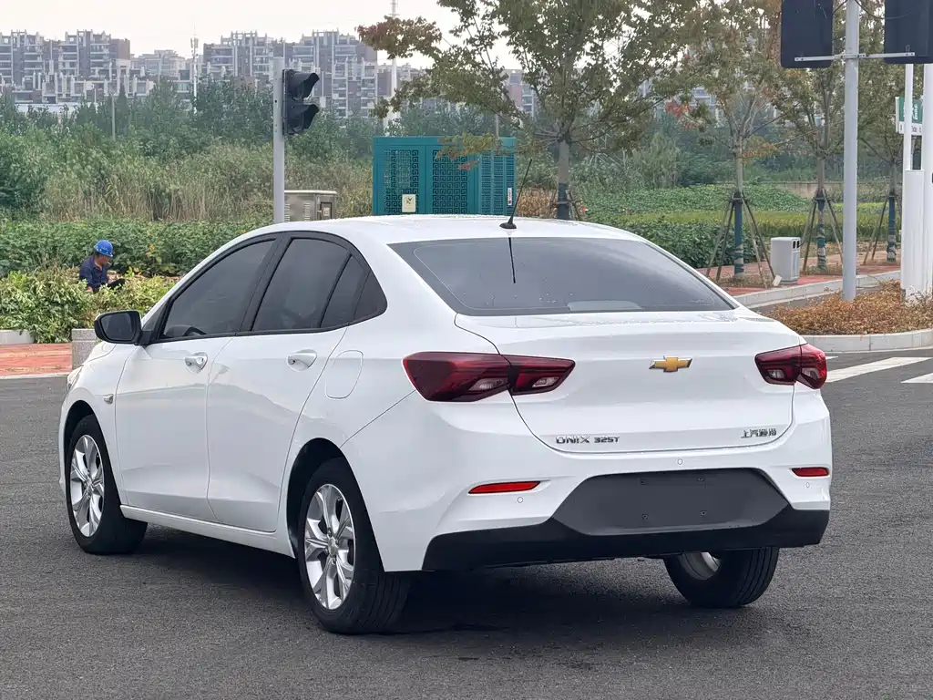 Chevrolet Cavalier — миниатюра 9