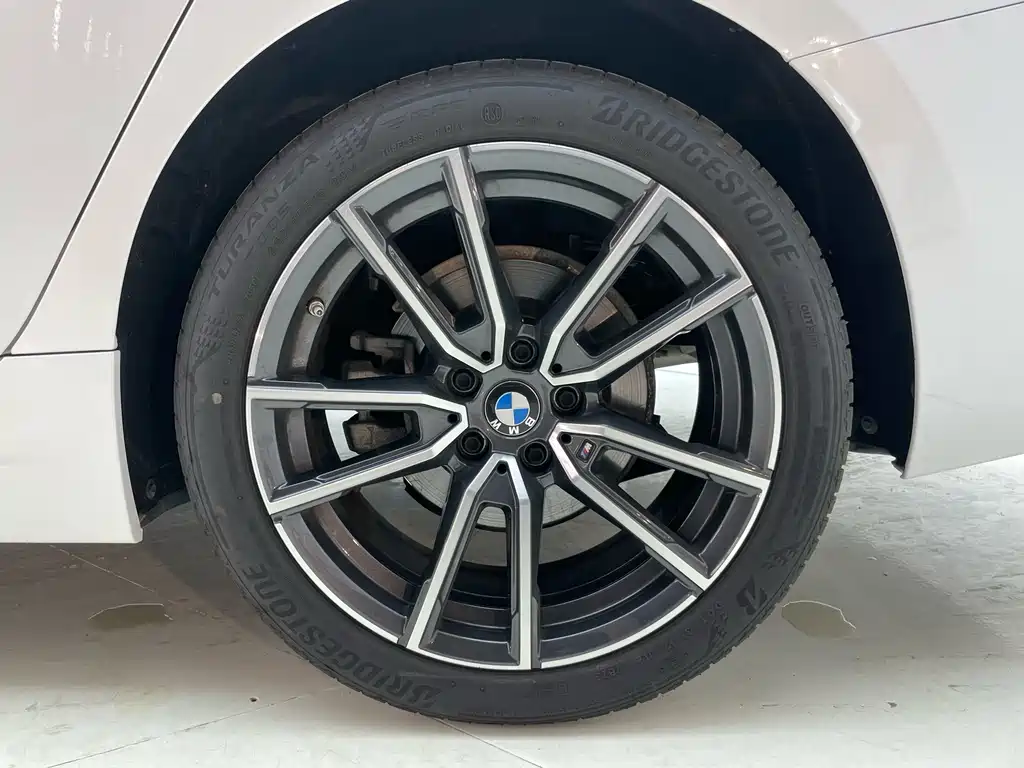 BMW 3 Series — миниатюра 25