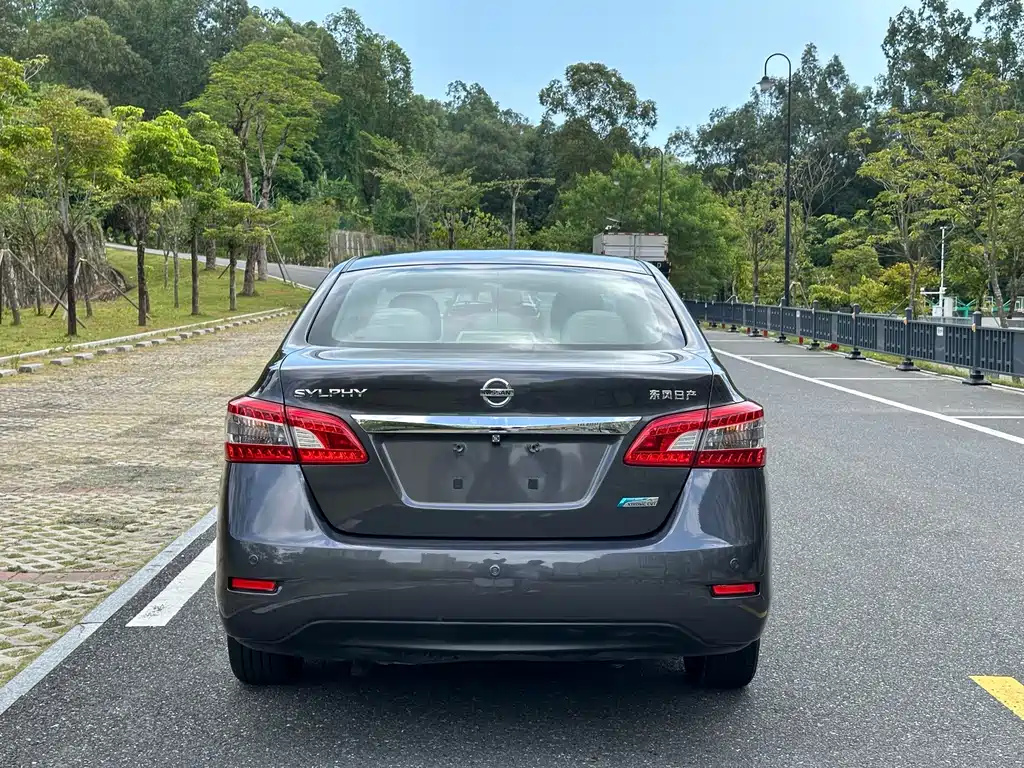Nissan Sylphy — миниатюра 8