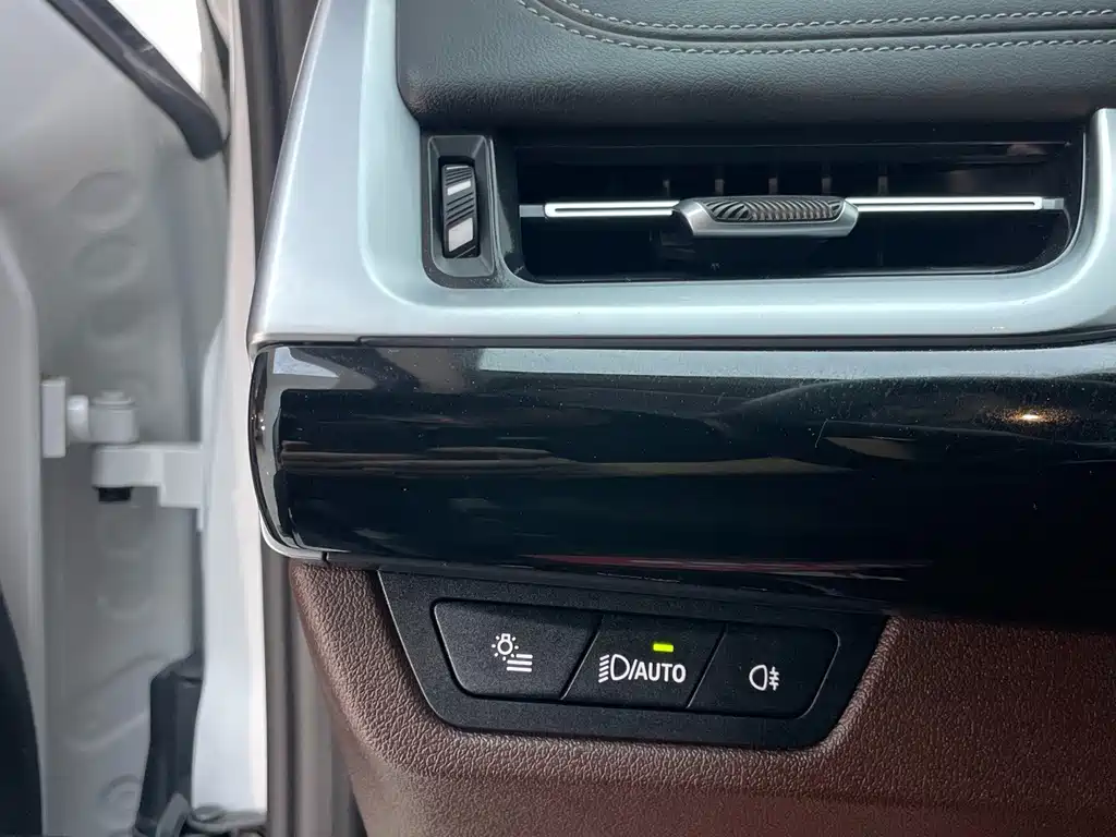 BMW X1 — миниатюра 17