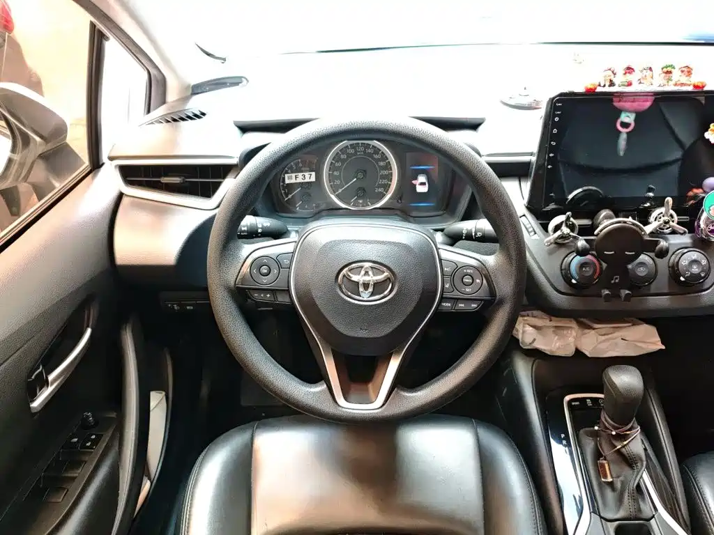 Toyota Corolla — миниатюра 6