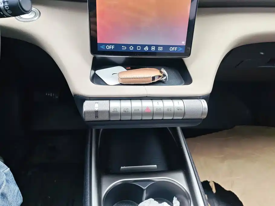BYD Dolphin — миниатюра 16