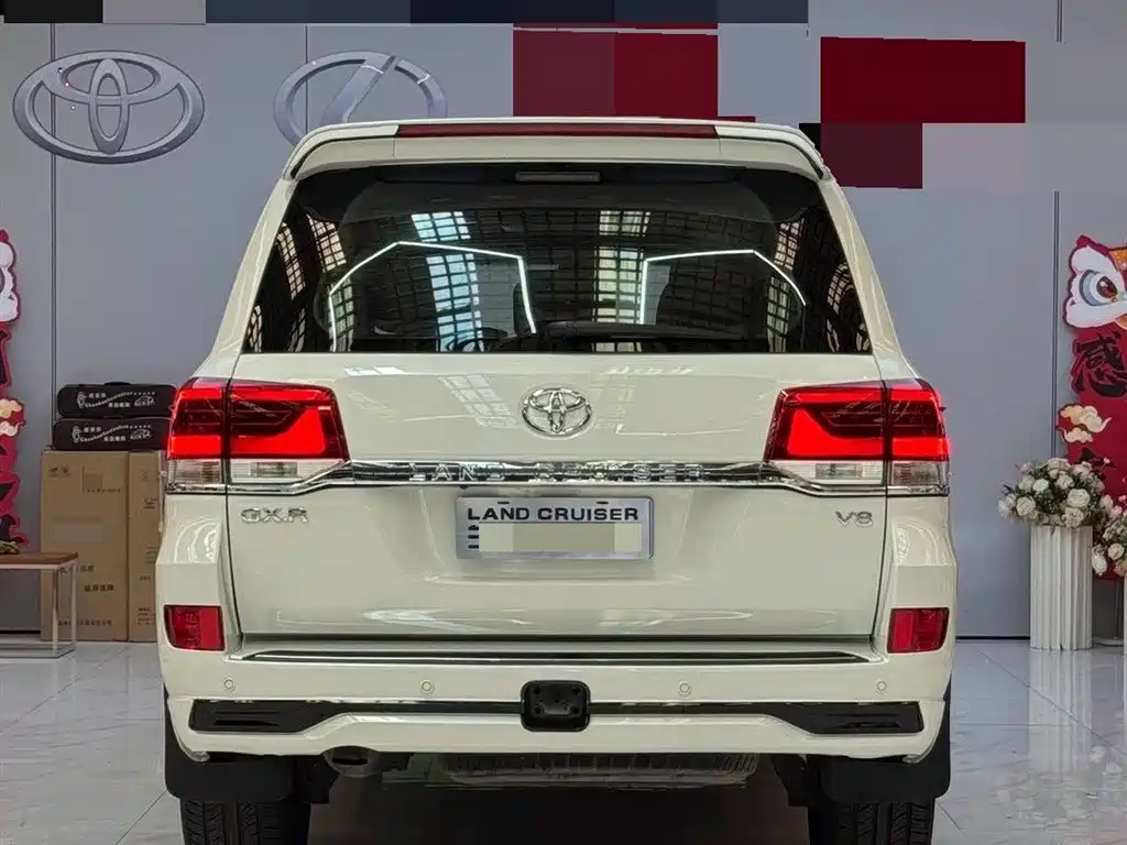 Toyota Land Cruiser 2010 4.7L AT VX