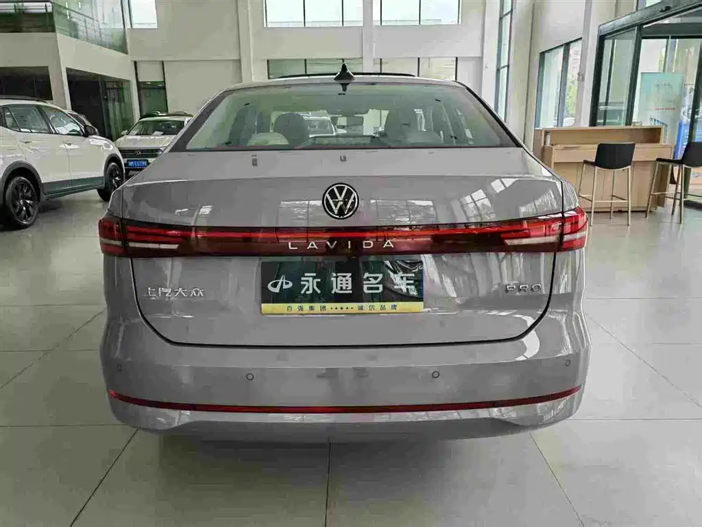 Volkswagen Lavida — миниатюра 8