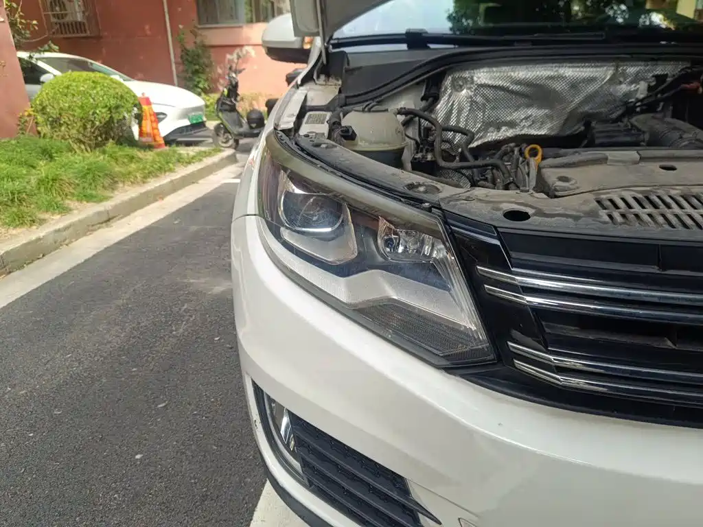 Volkswagen Tiguan — миниатюра 7