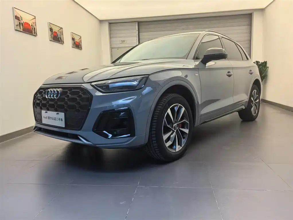 奥迪Q5L 2025款 40 TFSI 豪华动感型 2026