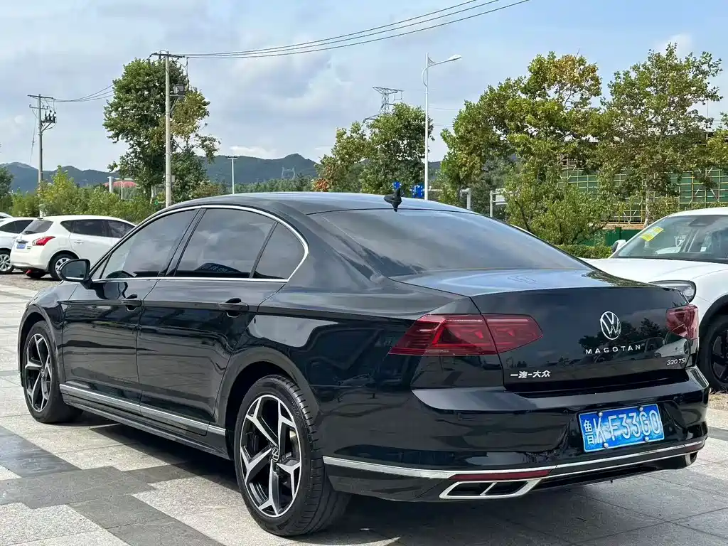 Volkswagen Magotan — миниатюра 4