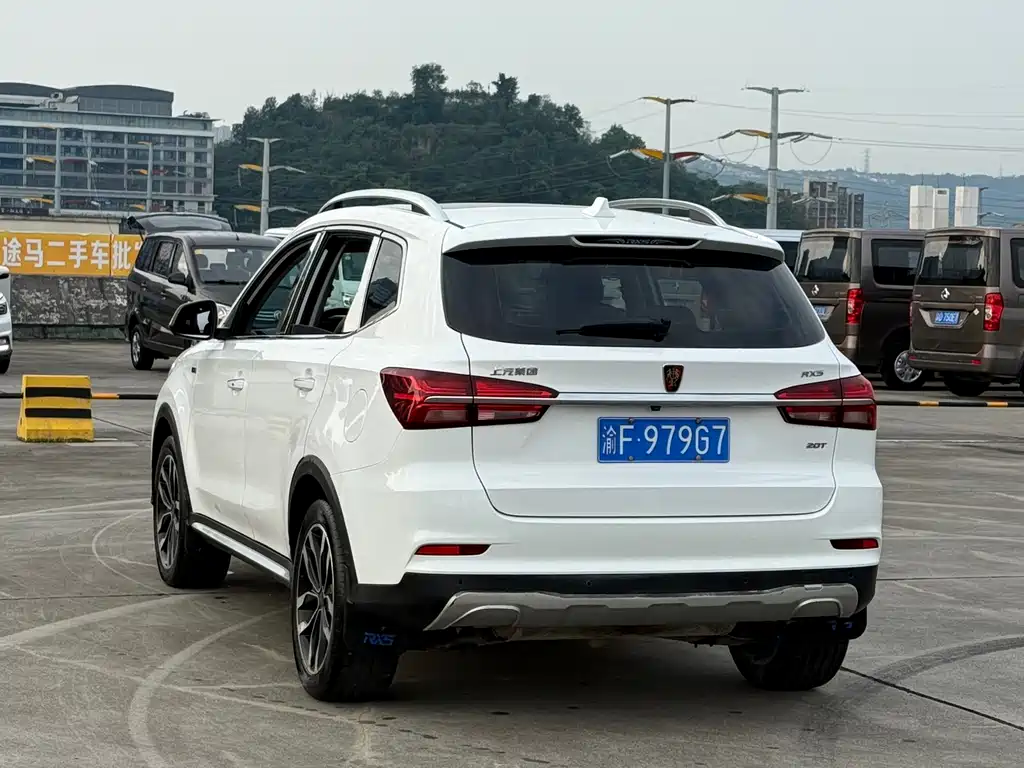 Roewe RX5 — миниатюра 15