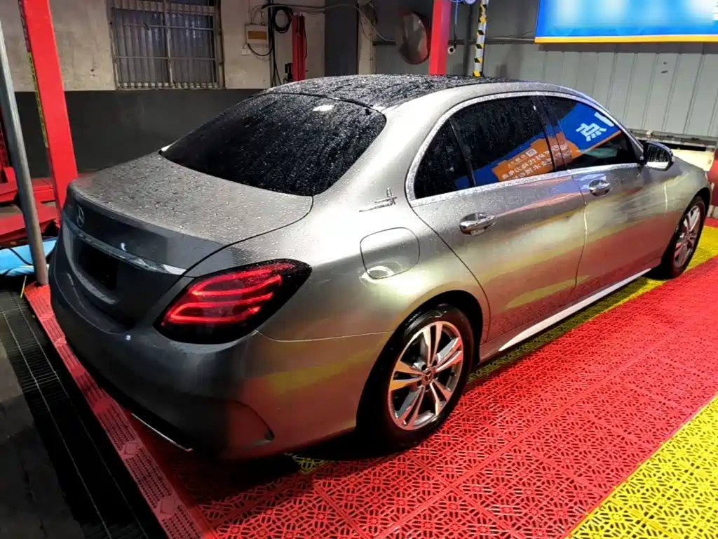 Mercedes-Benz C-Class — миниатюра 7