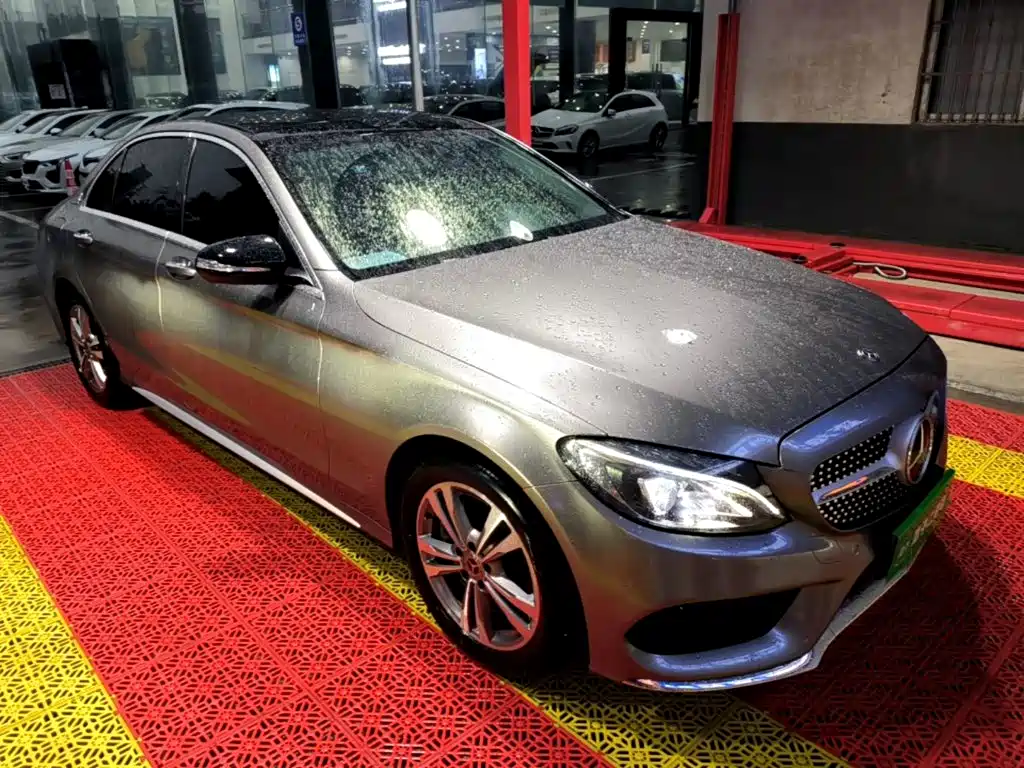 Mercedes-Benz C-Class — миниатюра 4