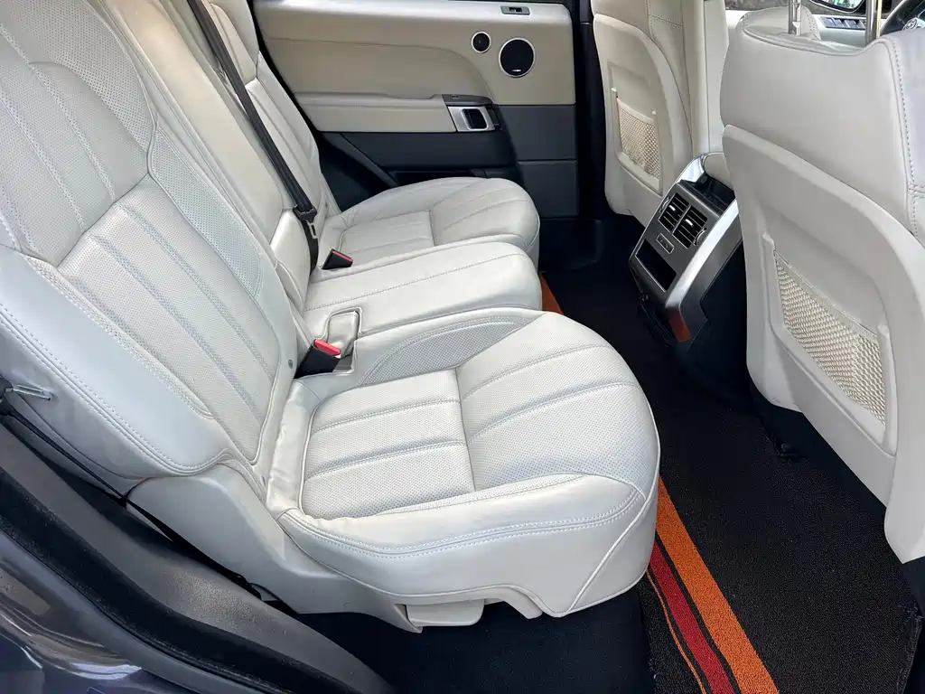 Land Rover Sport — миниатюра 12