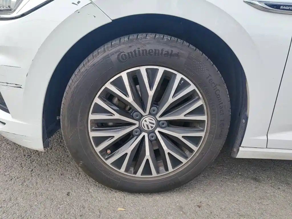 Volkswagen Sagitar — миниатюра 23