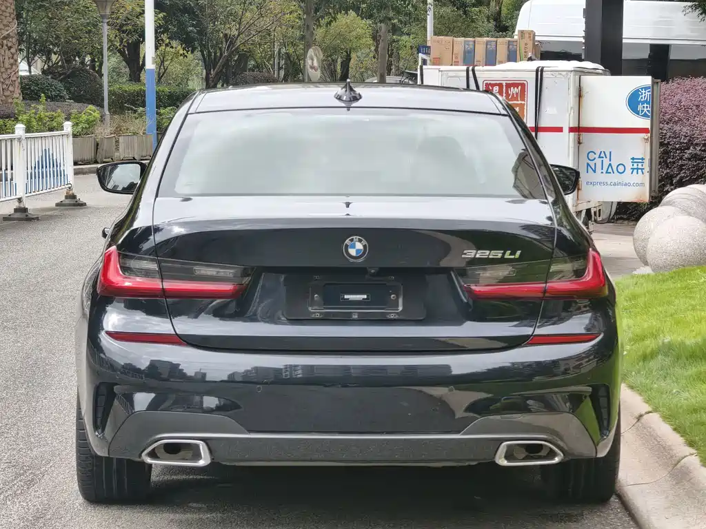 BMW 3 Series — миниатюра 6