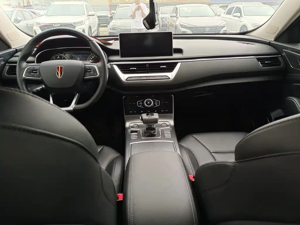 Hongqi Hongqi H5 — миниатюра 7