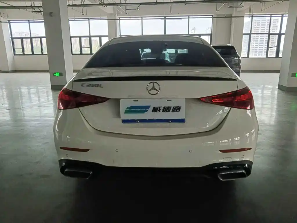 Mercedes-Benz C-Class — миниатюра 5