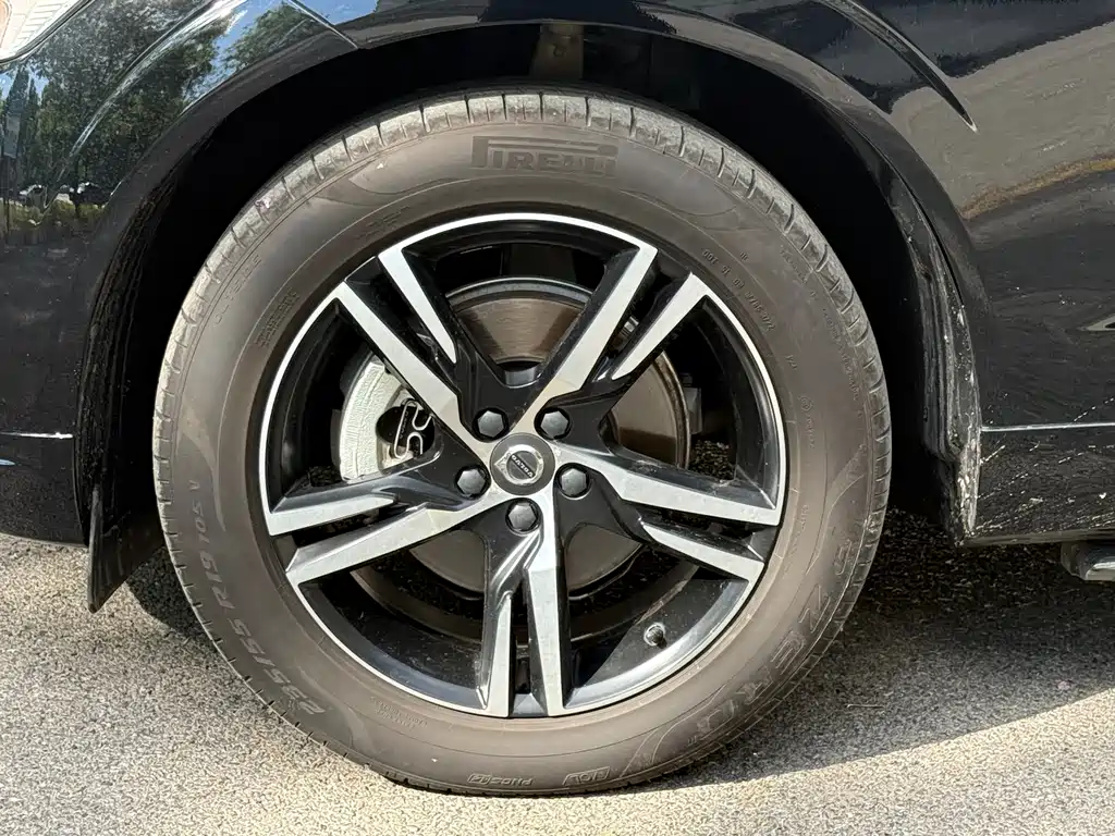 Volvo XC60 2019 T5 Sport VI