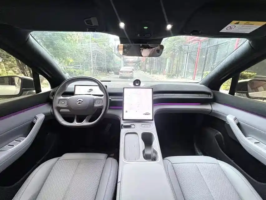 NIO EC6 2023 75kWh