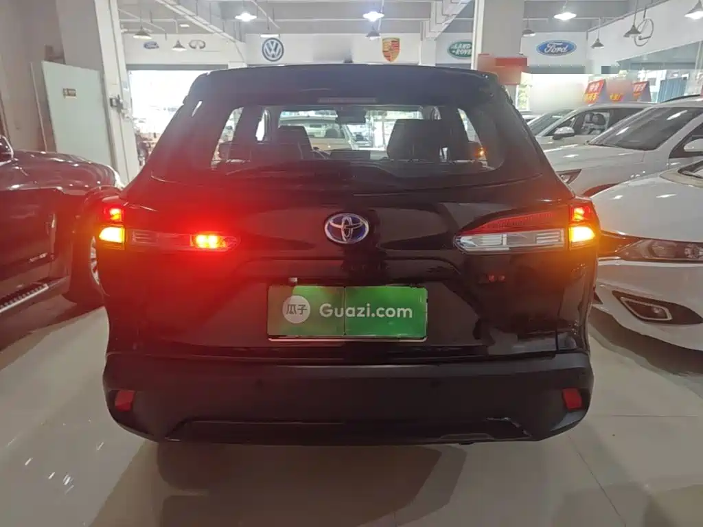 Toyota Corolla Cross — миниатюра 6