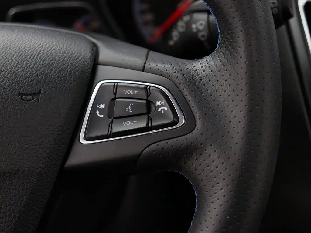 Ford Focus (Import) — миниатюра 15