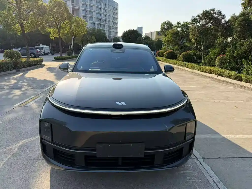 Li Auto Li L8 — миниатюра 2