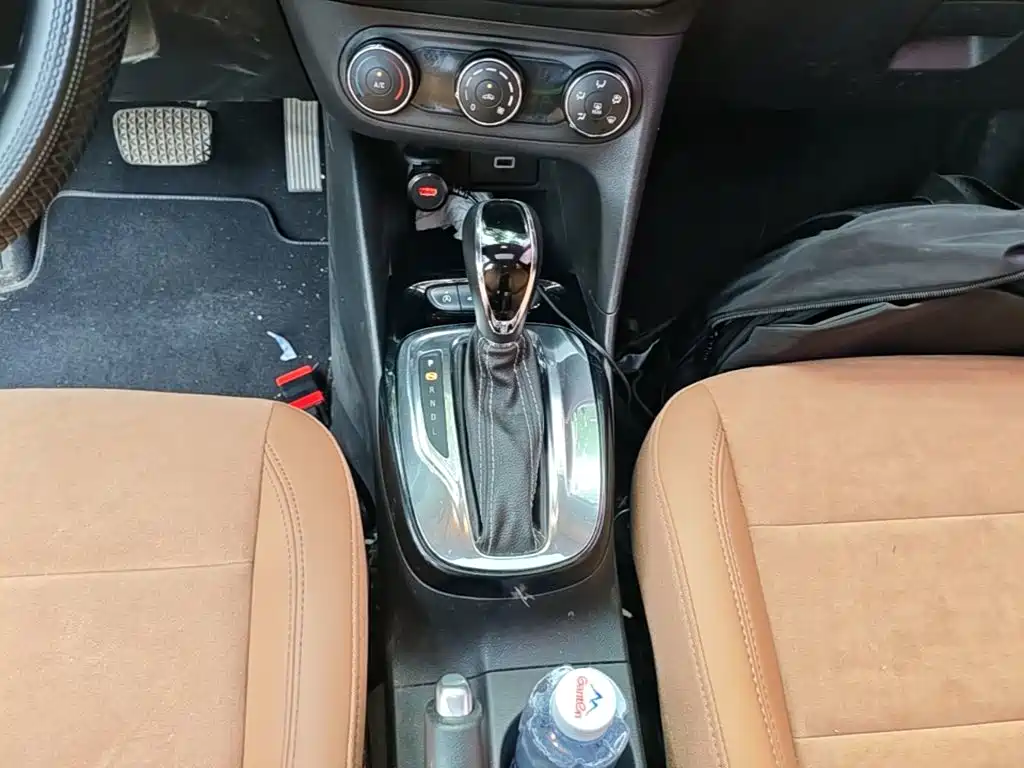 Buick Excelle — миниатюра 14