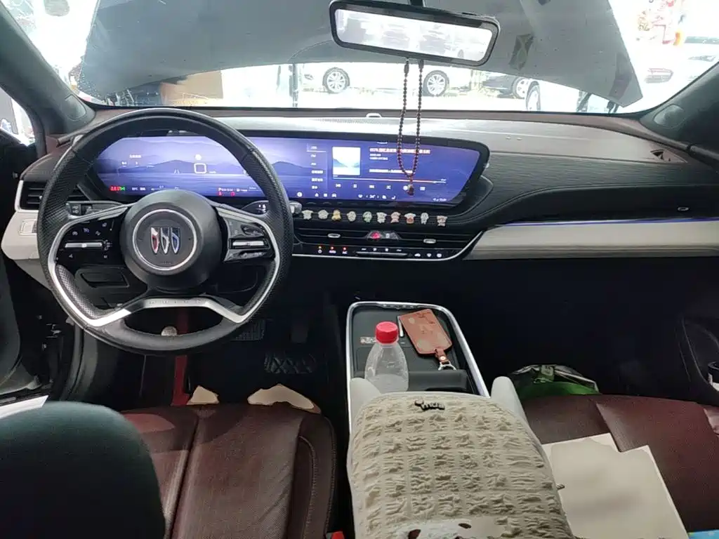 Buick LaCrosse — миниатюра 10